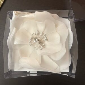 Elegant Ivory Floral Accessory (Wedding Dress Belt)